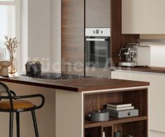 Cuisine avec îlot deux tons crème et chêne en bois raffiné design moderne - 4