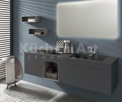 Salle de bains sur mesure : Design à Base de Pilier et Performances Haut de Gamme - 2
