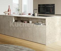 Cuisine Beige Naturel avec Îlot Central | Élégance Minimaliste - 2