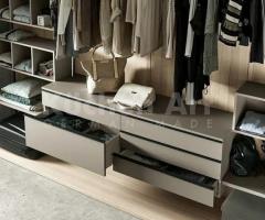 Dressing Ouvert à Vue – Minimalisme structuré et modularité sans limites - 4